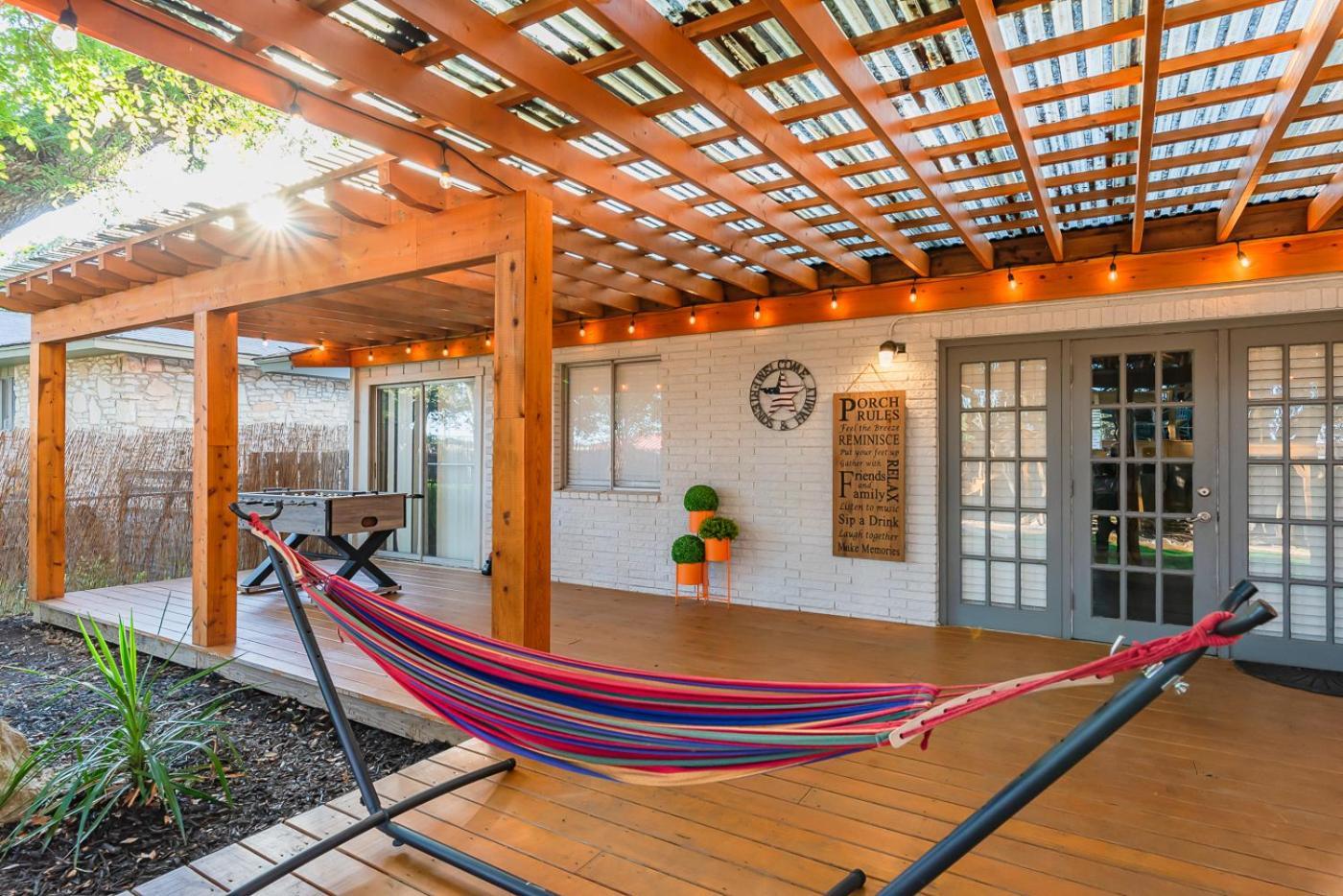 Luxurious Home With Hot Tub & Tree Deck By 6Flags San Antonio Extérieur photo