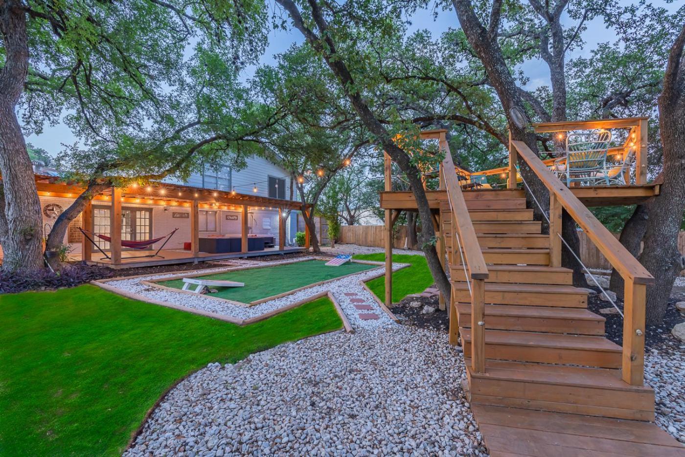 Luxurious Home With Hot Tub & Tree Deck By 6Flags San Antonio Extérieur photo