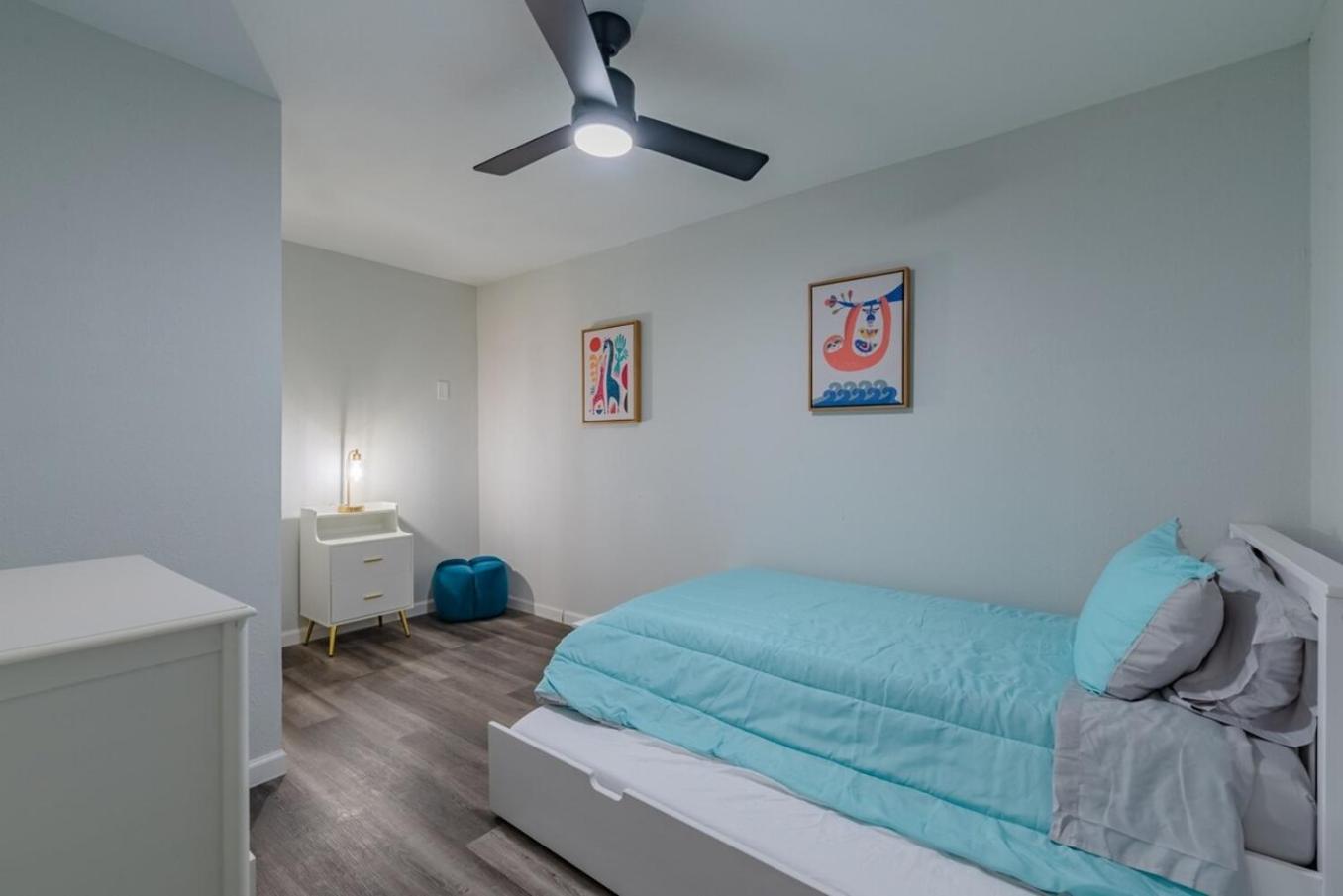 Luxurious Home With Hot Tub & Tree Deck By 6Flags San Antonio Extérieur photo