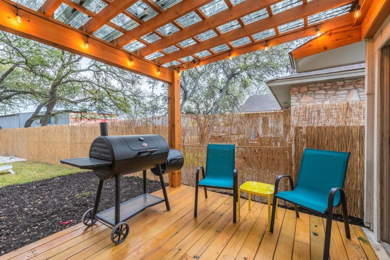 Luxurious Home With Hot Tub & Tree Deck By 6Flags San Antonio Extérieur photo